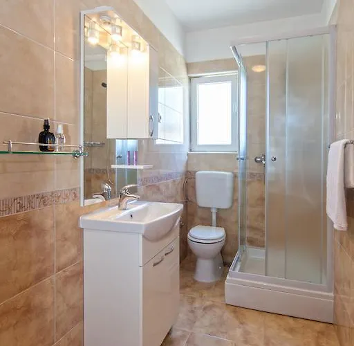 The View Apartment Split